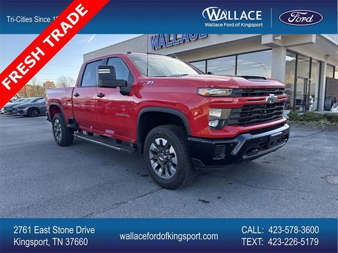 Used 2025 Chevrolet Silverado 2500 Custom w/ Custom Value Package image 1