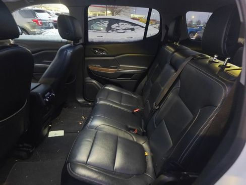 Used 2019 GMC Acadia SLE image 9