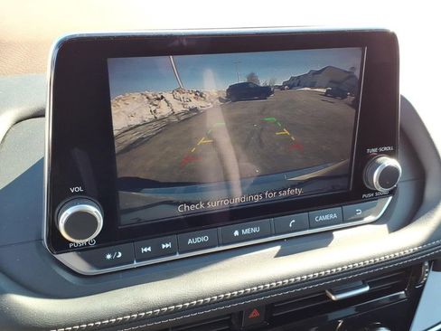 Used 2022 Nissan Rogue SV image 20