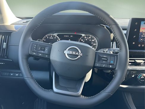 Certified 2026 Nissan Pathfinder SV AWD/4WD image 9