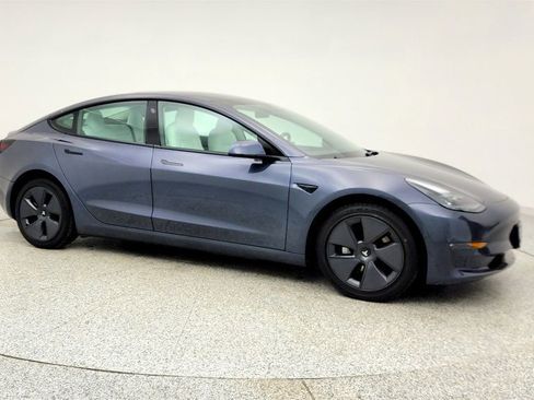 Used 2022 Tesla Model 3 Long Range image 3