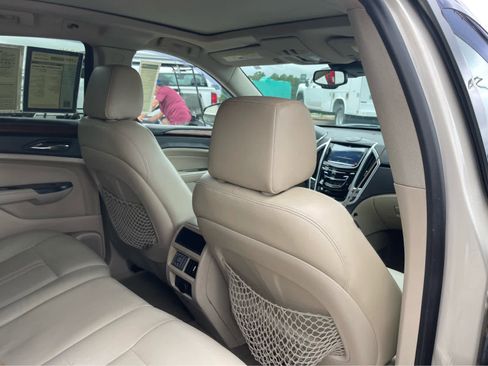 Used 2013 Cadillac SRX Luxury w/ Driver Awareness Package FWD image 25