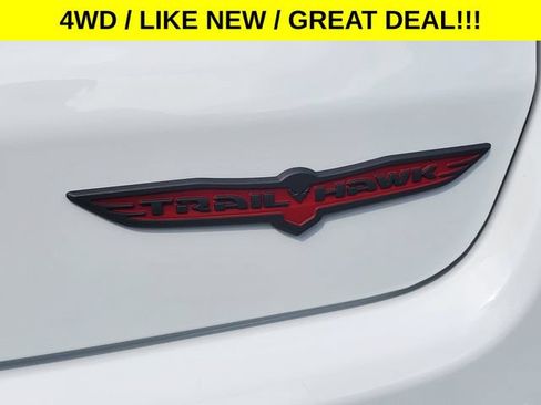 Used 2026 Jeep Compass Trailhawk AWD/4WD image 11