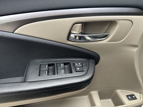 Used 2016 Honda Pilot EX-L image 10