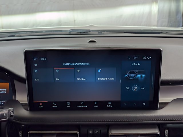Used 2022 Lincoln Nautilus AWD w/ Premium Package image 30
