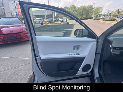 Used 2023 Hyundai Ioniq 5 SEL AWD/4WD image 12