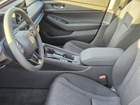 New 2025 Honda Accord SE image 11
