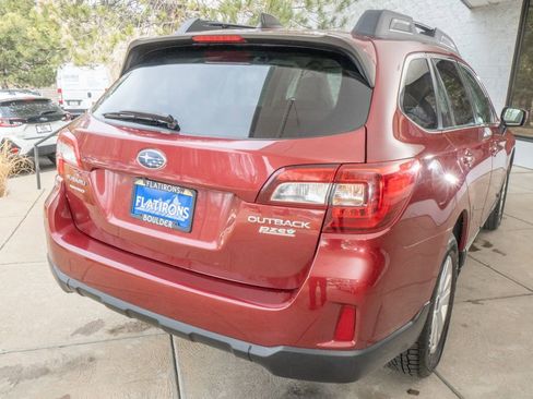 Used 2017 Subaru Outback 2.5i Premium image 6