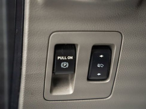 Used 2016 Ford F150 XLT w/ Equipment Group 302A Luxury AWD/4WD image 45