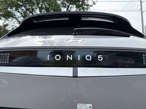 New 2025 Hyundai Ioniq 5 SEL image 10