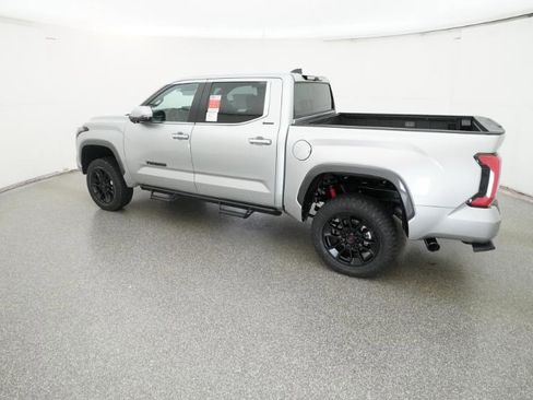 New 2026 Toyota Tundra Limited AWD/4WD image 18