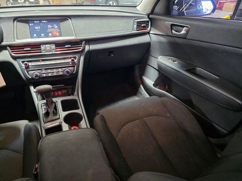 Used 2018 Kia Optima LX image 13