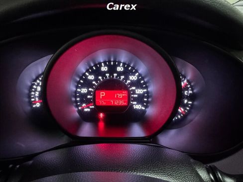 Used 2016 Kia Soul + w/ Primo Package FWD image 33