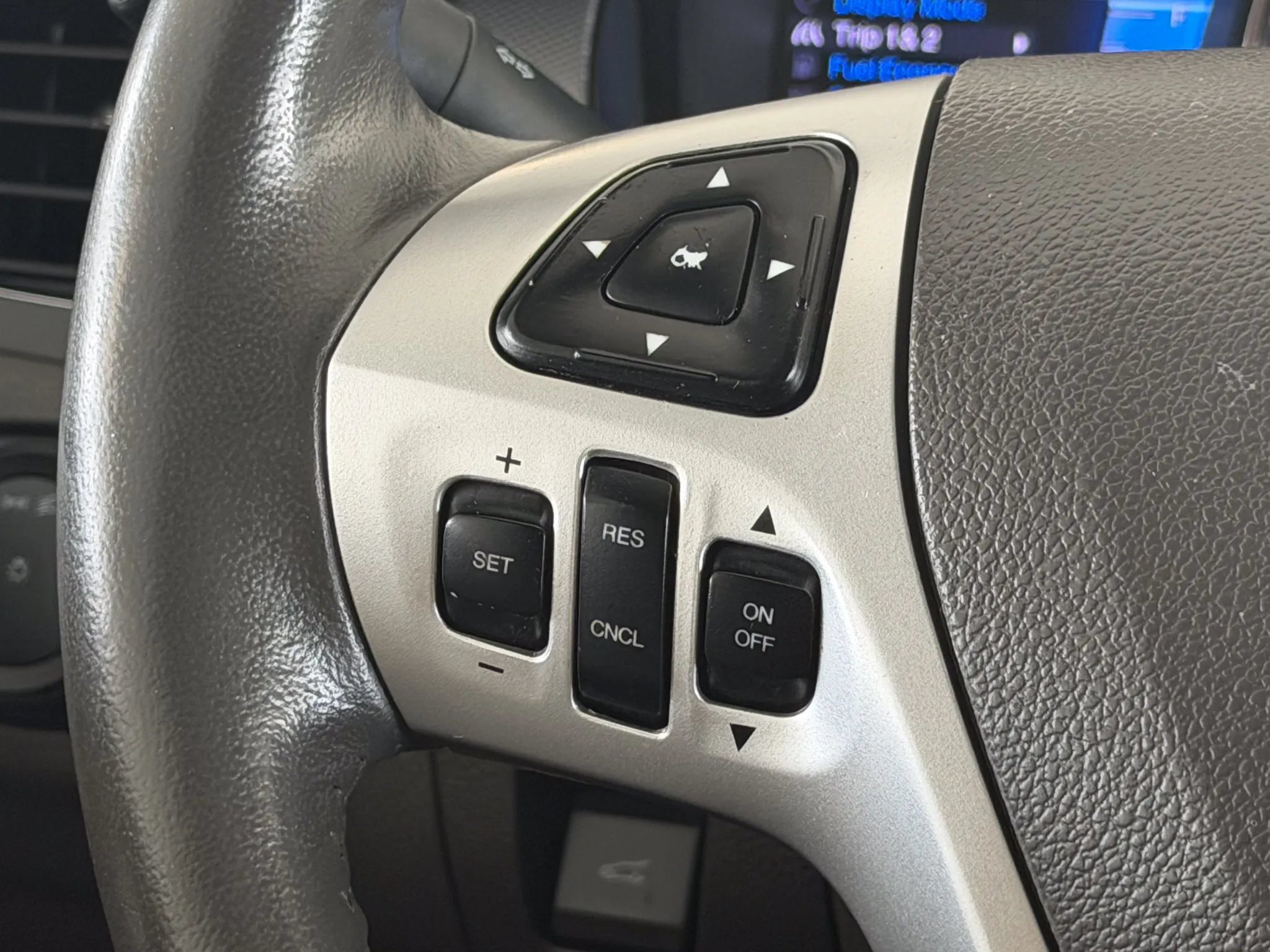 Used 2013 Ford Edge SEL FWD image 34