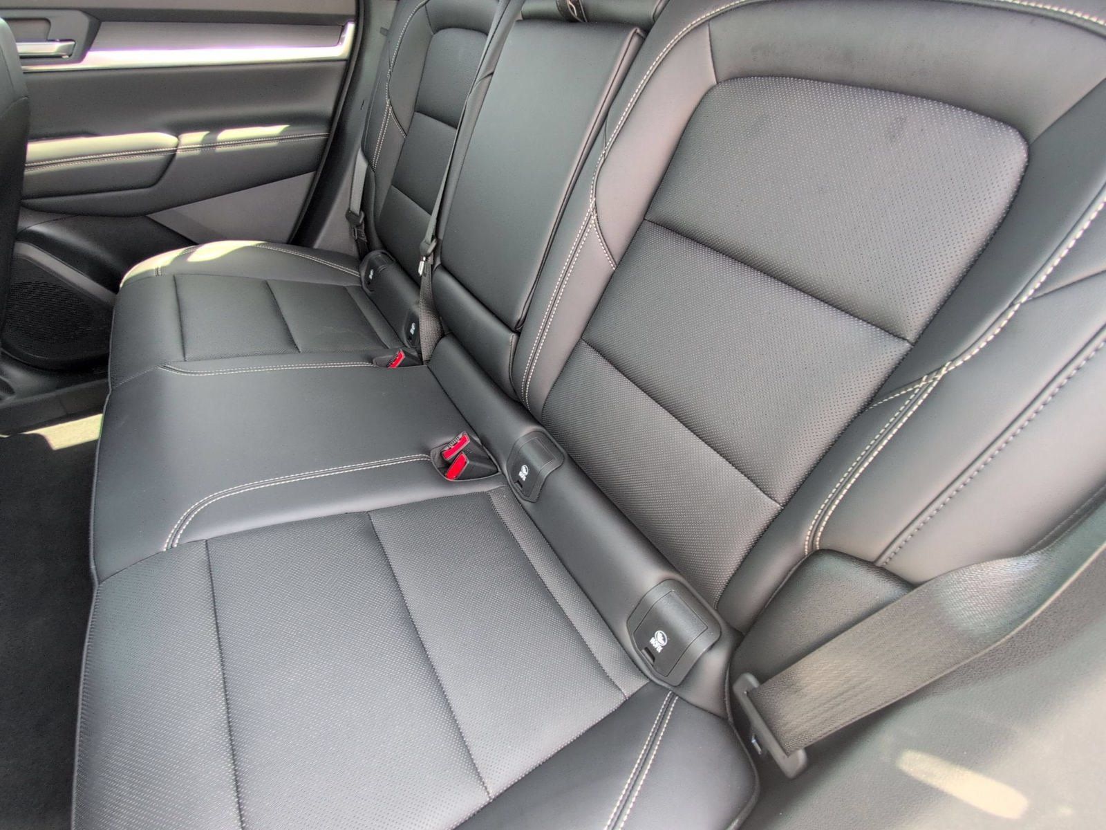 New 2026 GMC Terrain Elevation w/ Elevation Premium Package FWD image 28