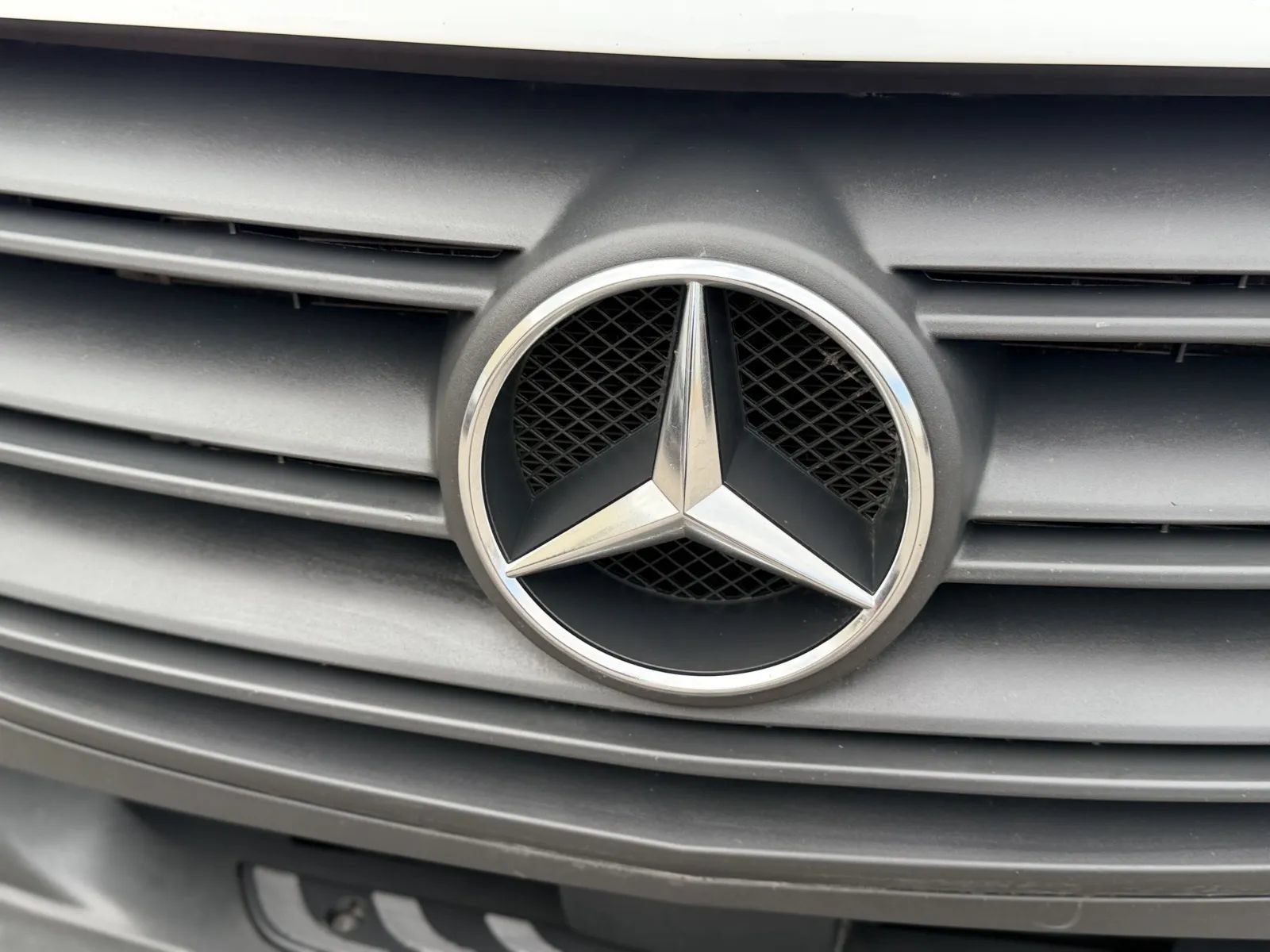 Used 2025 Mercedes-Benz Sprinter 2500 image 27