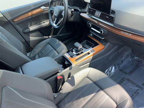 Used 2023 Audi Q5 2.0T Premium Plus w/ Premium Plus Package AWD/4WD image 36