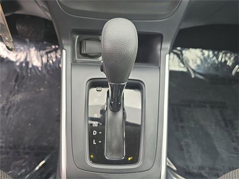 Used 2017 Nissan Sentra S image 17