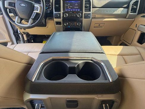 Used 2020 Ford F250 Lariat w/ Lariat Ultimate Package image 7