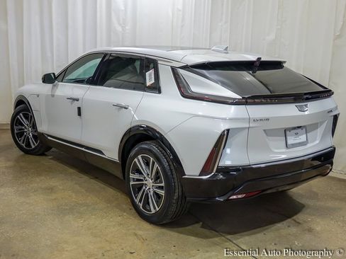 New 2025 Cadillac Lyriq Luxury image 7