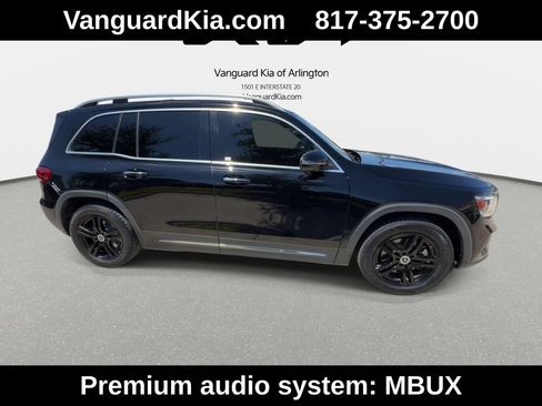 Used 2021 Mercedes-Benz GLB 250 4MATIC image 3