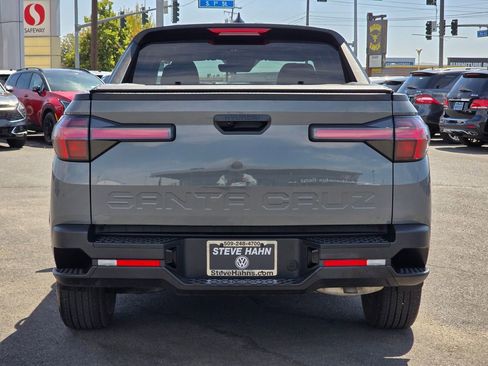 Used 2023 Hyundai Santa Cruz SEL image 4