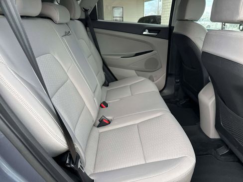 Used 2021 Hyundai Tucson SE image 9