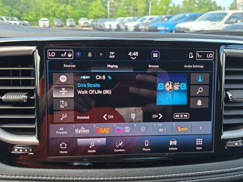 New 2027 Chrysler Pacifica Select AWD/4WD image 17