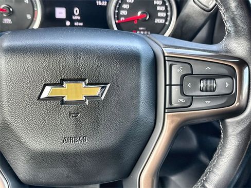 Used 2023 Chevrolet Silverado 2500 High Country image 32