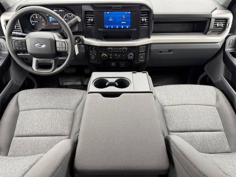New 2025 Ford F550 4x4 Crew Cab Super Duty image 21
