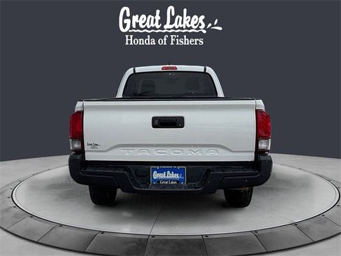 Used 2020 Toyota Tacoma SR image 4