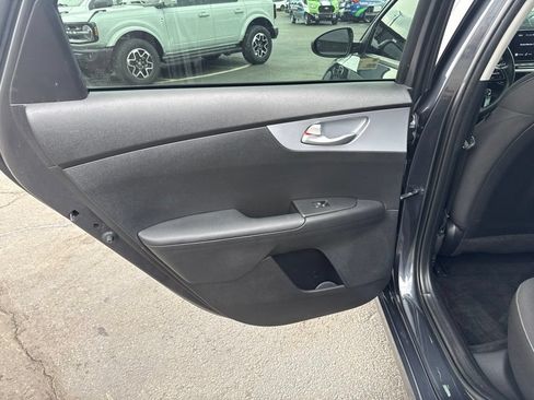 Used 2023 Kia Forte LXS FWD image 25