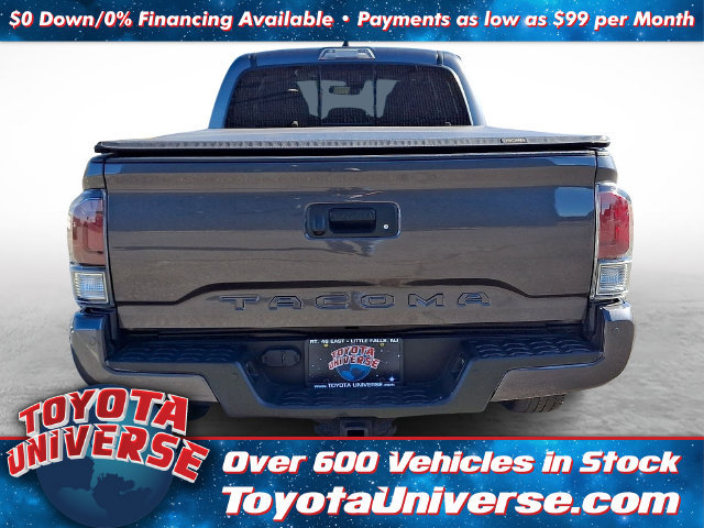 Used 2022 Toyota Tacoma TRD Off-Road w/ Technology Package AWD/4WD image 5