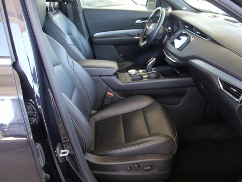 Used 2022 Cadillac XT4 Premium Luxury w/ Driver Awareness Package FWD image 25