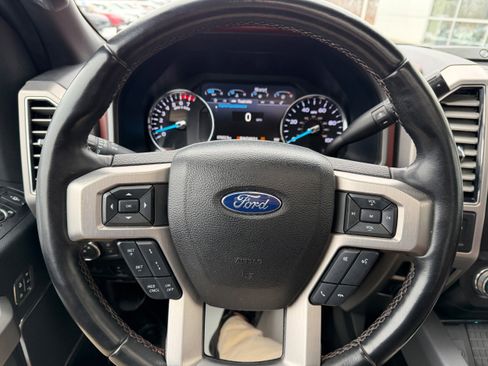 Certified 2021 Ford F250 Platinum w/ FX4 Off-Road Package image 19