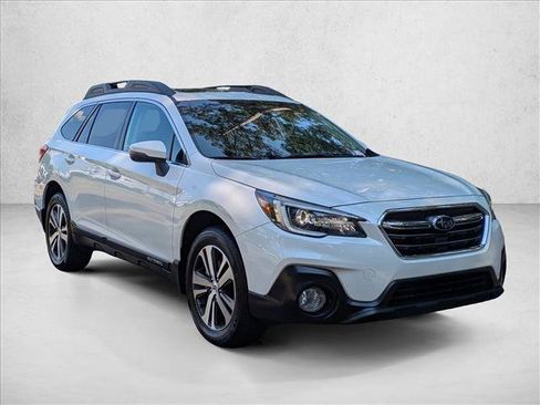 Used 2019 Subaru Outback 2.5i Limited w/ Popular Package #2 AWD/4WD image 3