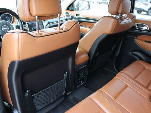 Used 2012 Jeep Grand Cherokee Overland Summit image 26