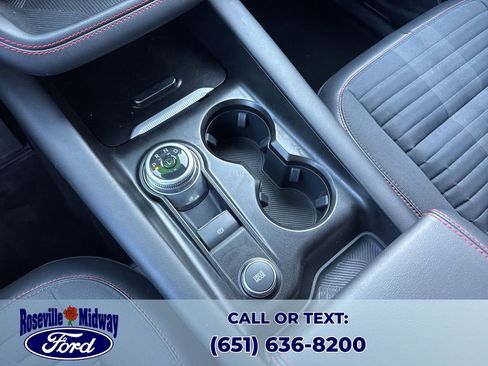 Used 2025 Ford Explorer ST-Line w/ ST-Line Street Pack image 17