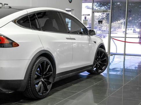 Used 2021 Tesla Model X Long Range AWD/4WD image 15