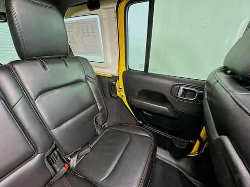 Used 2020 Jeep Wrangler Unlimited Rubicon AWD/4WD image 14