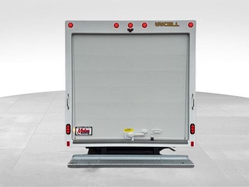 New 2025 GMC Savana 3500 Work Van w/ Power Convenience Package image 5