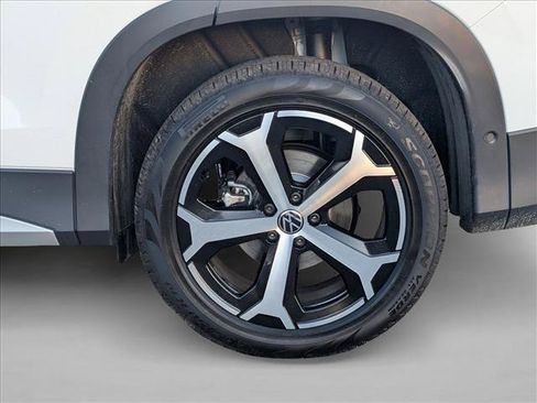 New 2026 Volkswagen Tiguan SE AWD/4WD image 15