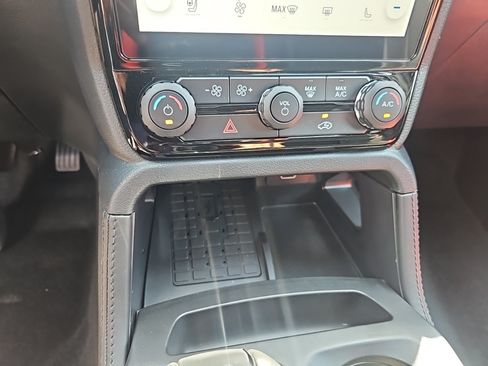 New 2026 Ford Ranger Raptor AWD/4WD image 18