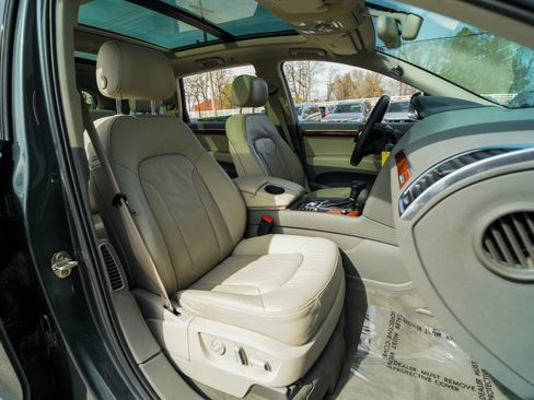 Used 2015 Audi Q7 TDI Premium Plus w/ Premium Plus Package image 30