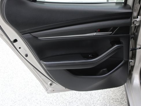 Used 2025 MAZDA MAZDA3 s Sport FWD image 26