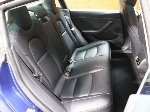 Used 2022 Tesla Model 3 image 56