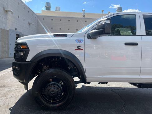 New 2026 RAM 5500 Tradesman AWD/4WD image 9