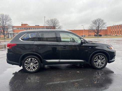 Used 2018 Mitsubishi Outlander GT image 8