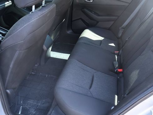 Used 2023 Honda Accord EX image 12
