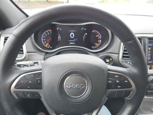 Used 2018 Jeep Grand Cherokee Limited w/ Trailer Tow Group IV image 22